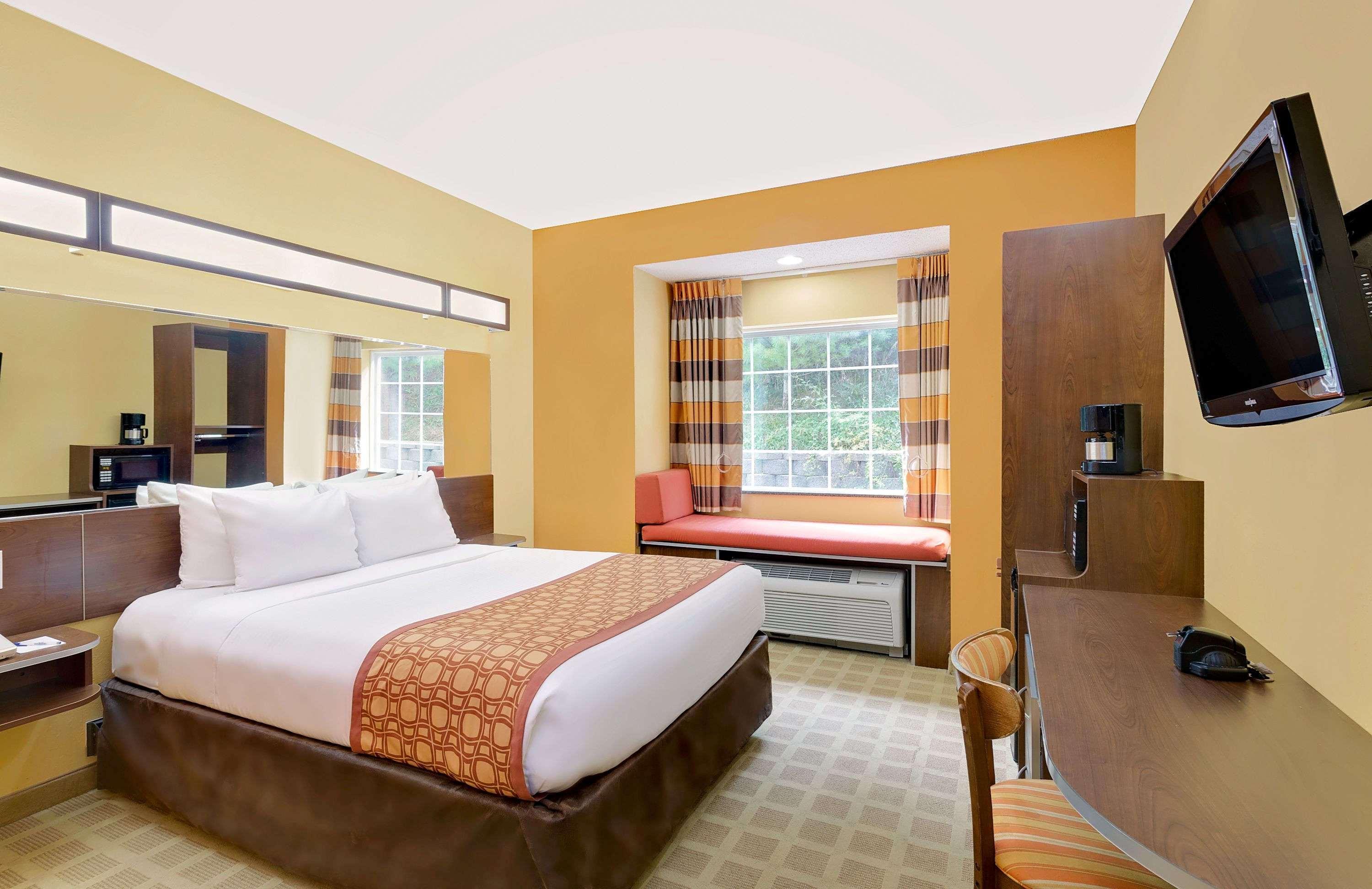 Microtel Inn & Suites By Wyndham Прінстон Екстер'єр фото